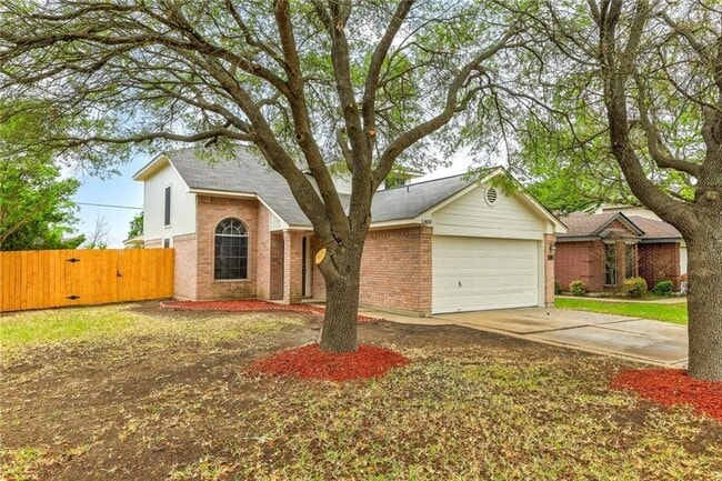 Building Photo - 1400 Thibodeaux Dr
