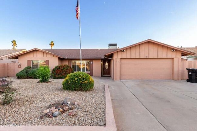 Foto del edificio - 3535 W Saint Moritz Ln