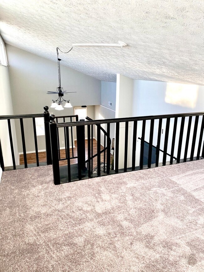 Foto del edificio - 2819 Briar Hill Ln SE