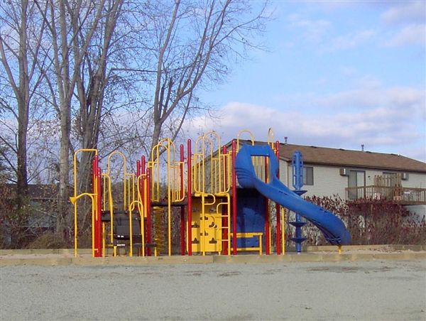 Foto del edificio - 100 Childsdale Ave NE