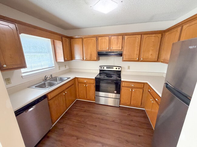Building Photo - 314 Mobley Dr