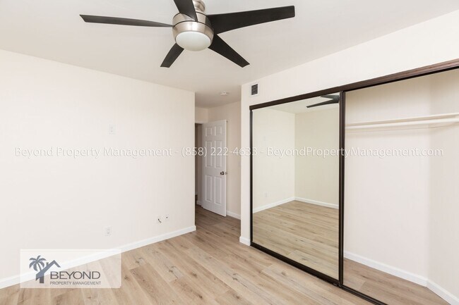 Building Photo - OCEAN BEACH GEM , 2 BEDROOM 2 BATH WITH AS...