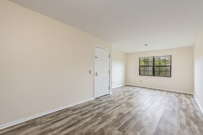 Building Photo - 28 Scioto Dr