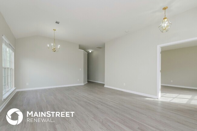 Foto del edificio - 10238 Deep Creek Pl