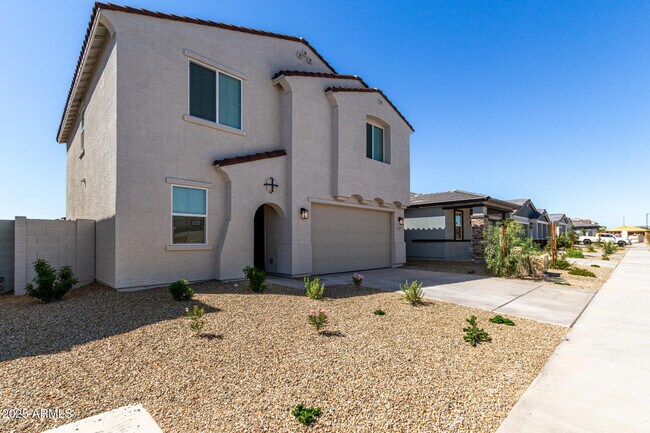 Building Photo - 18207 W Daley Ln