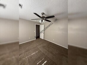 Building Photo - 5412 S Huddleston St