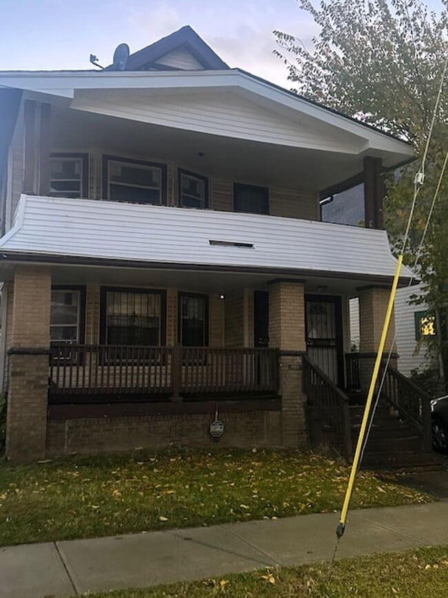 Building Photo - 976-978 Paxton Rd
