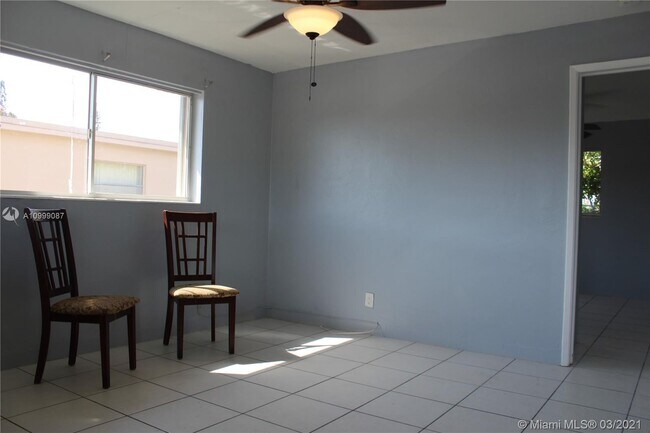 Foto del edificio - 5141 NE 18th Ave