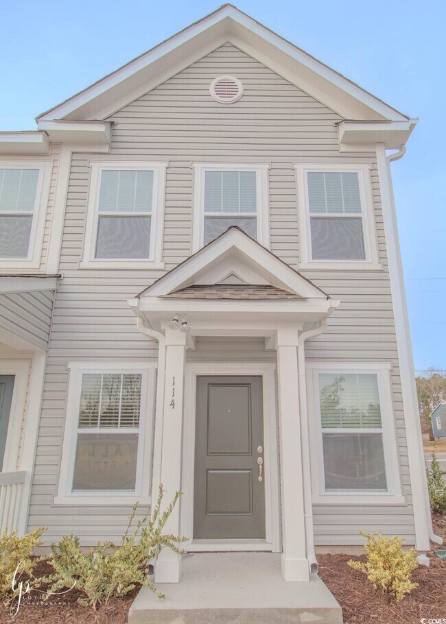 Foto del edificio - 114 Crescent Wy