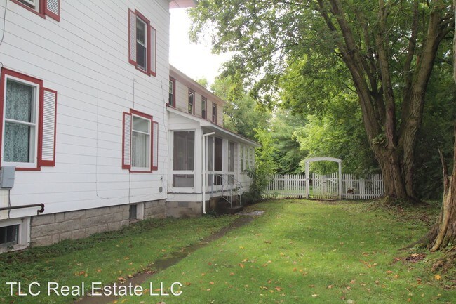 Foto del edificio - 5 br, 1.5 bath House - 5396 Davenport Place