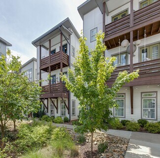 Building Photo - 2015 Eastland Ave