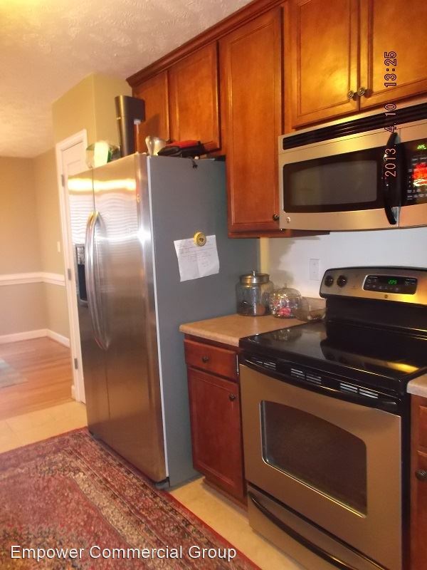 Foto del edificio - 3 br, 2 bath House - 211 Hogart Street