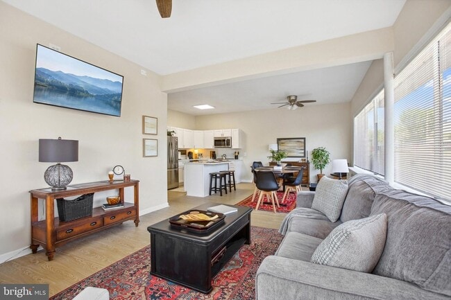 Building Photo - 1900 Princess Anne St