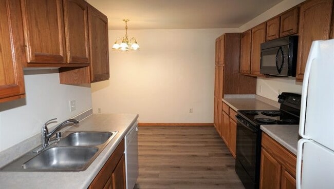 Building Photo - 391 Country Clover Dr