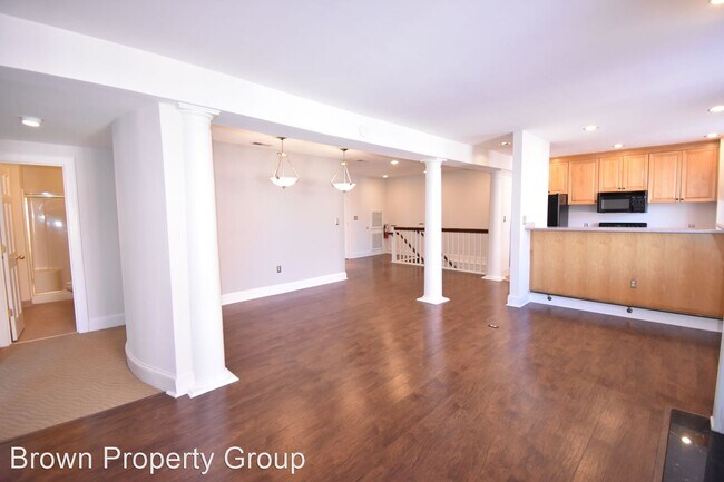 Building Photo - 2 br, 2 bath House - 123-B Anderson St