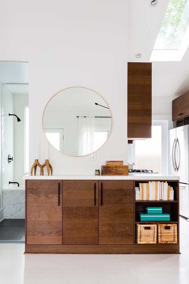 Foto del edificio - 1747 N New Hampshire Ave