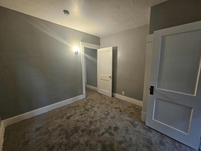 Foto del edificio - 1330 Louisiana Ave NW