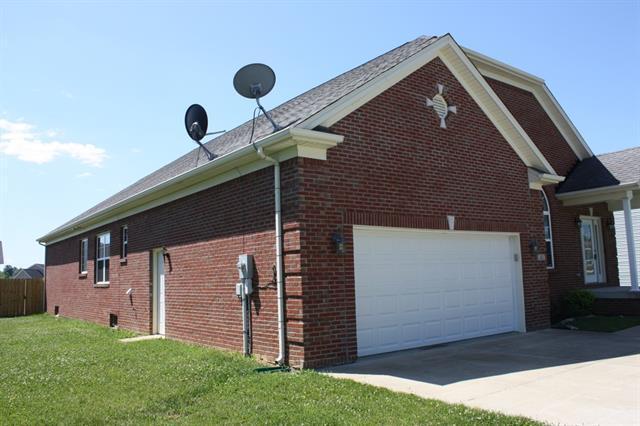 Building Photo - 422 Cabernet Dr