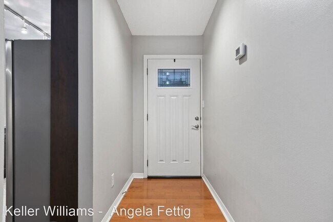 Foto del edificio - 2 br, 2 bath House - 1094 Azalea Lane #4