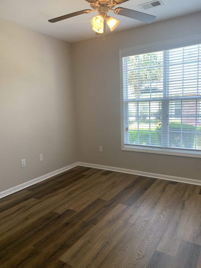 Building Photo - 2645 McArthur Landing Cir