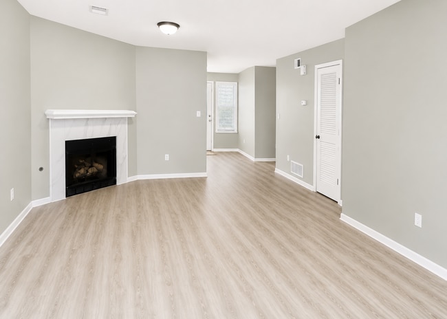Building Photo - Windsong Townhomes