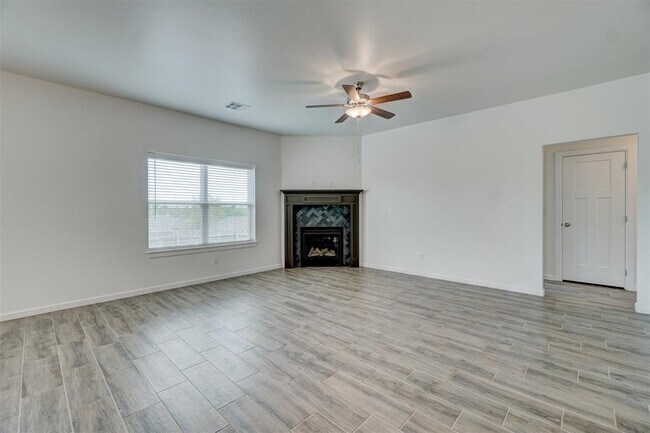 Foto del edificio - 528 NW 175th St