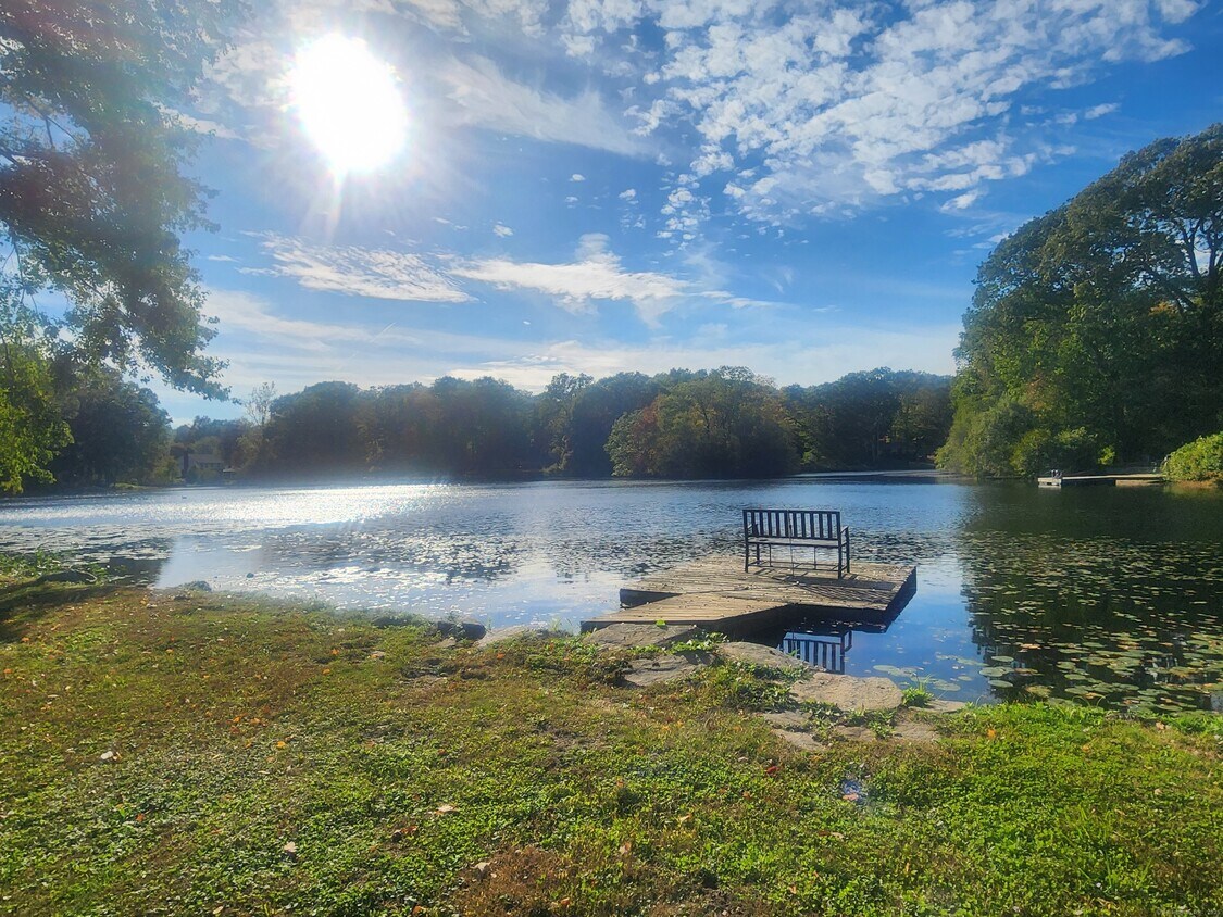 Foto principal - 2100 Little Meadow Rd