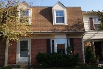 Building Photo - 9156 Stevens Ct