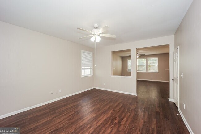 Building Photo - 54 Brookview Dr