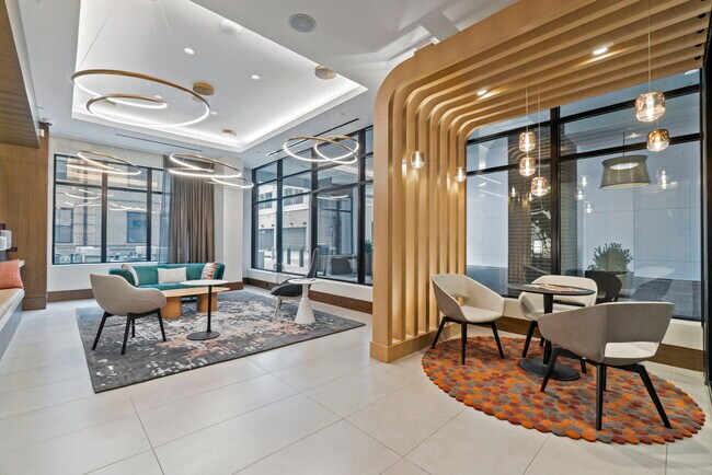 Foto del edificio - 925 N Fairfax St