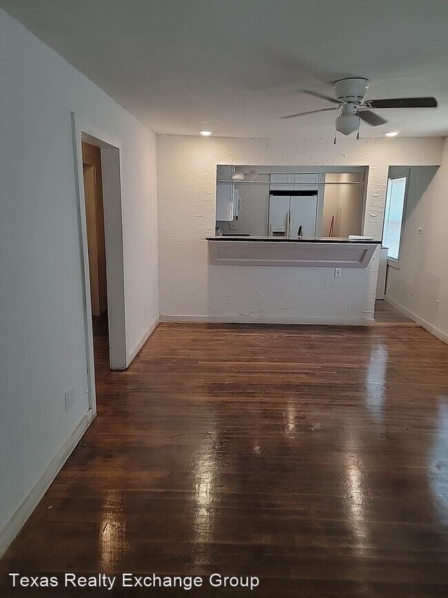 Building Photo - 3 br, 2 bath House - 2313 Elizabeth