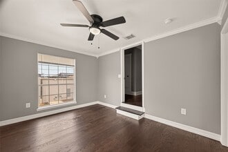 Building Photo - 2120 Fulton St