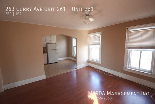Photo du bâtiment - COZY 2 BED/1 BATH UNIT - WEST END + HYDRO & GAS!