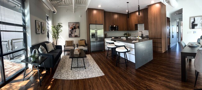 Foto del edificio - 2bd/2ba Newly Renovated Louisville Loft