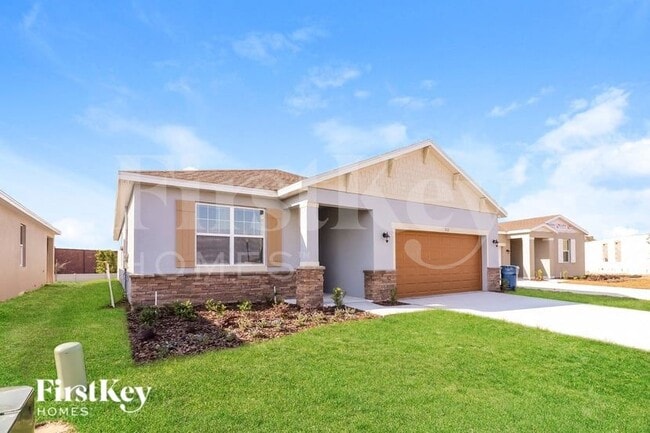 Building Photo - 332 Corbel Ln