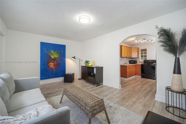 Foto del edificio - 2560 SW 67th Ave