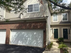 Building Photo - 2221 Stoughton Dr