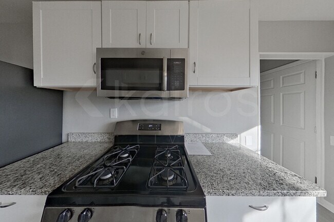 Building Photo - 2278 Gadbury Dr