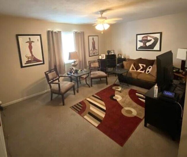 Foto del edificio - 1490 Willow Bend Way