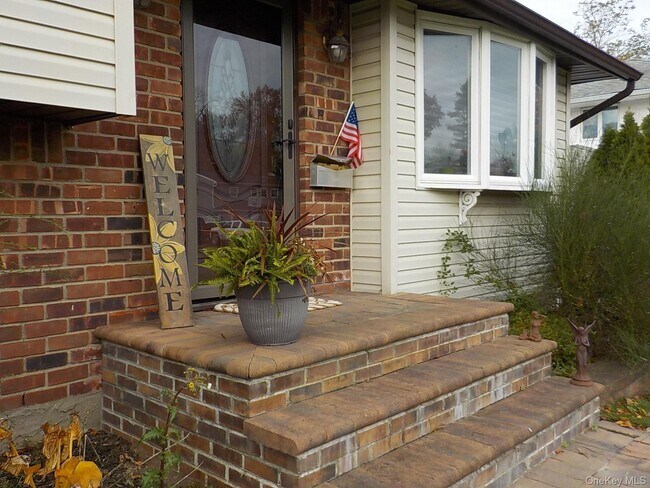 Foto del edificio - 12 Sycamore Ln