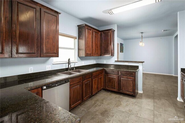 Foto del edificio - 3205 N 36th St