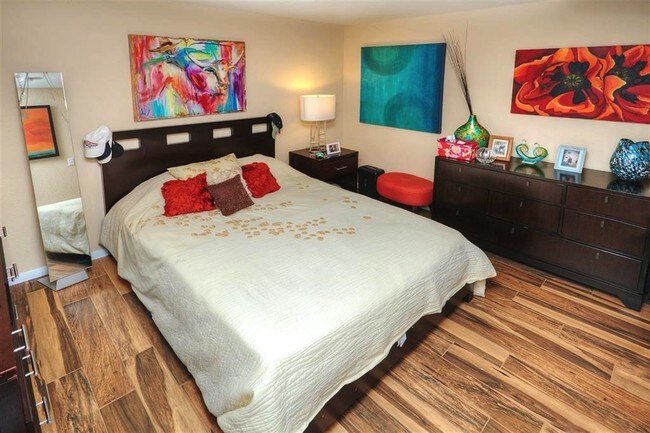 Building Photo - 7484 Altiva Pl