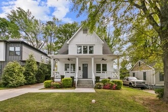 Building Photo - 1442 Mercer Ave