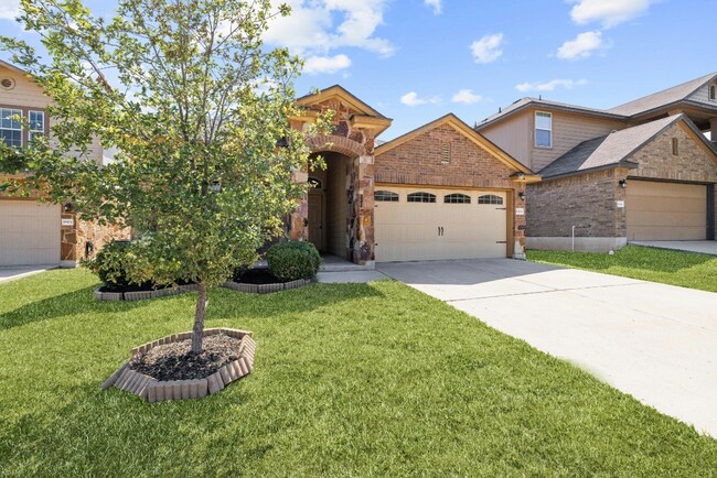 Foto del edificio - 9506 Shimla Drive