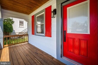 Building Photo - 3714 W Cold Spring Ln