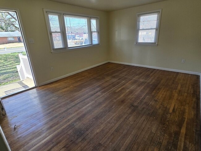 Foto del edificio - 3800 Walmsley Blvd