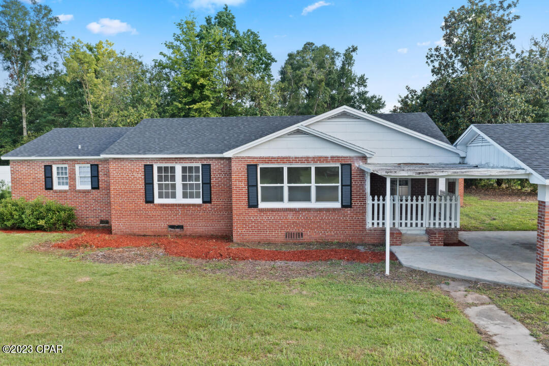 Foto principal - 20699 SE Sherry Ave