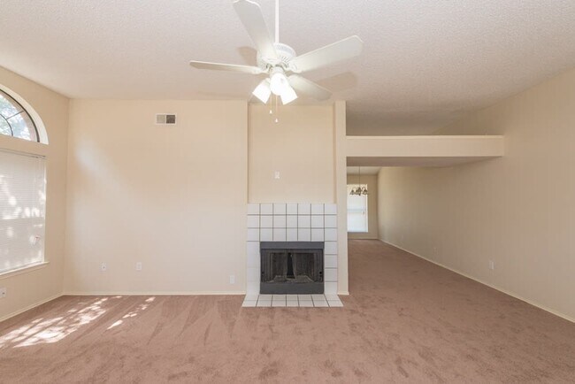 Building Photo - 6919 Cedar Knoll Dr