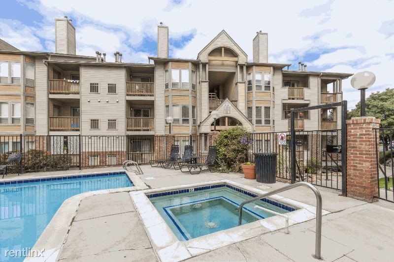 Primary Photo - 10035 W Dartmouth Ave