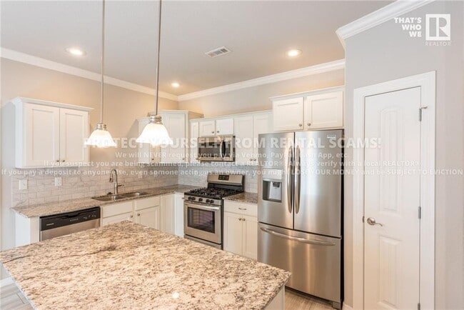 Building Photo - 4407 W Wales Dr